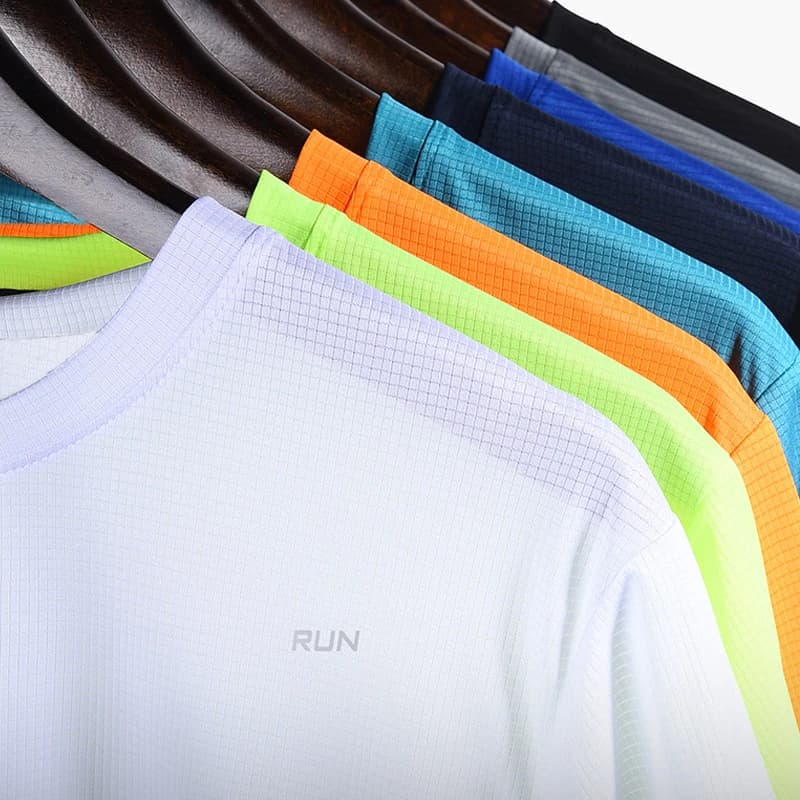 Verão dos homens de secagem rápida correndo musculação camisas esporte ginásio t camisa dos homens manga curta fitness topos camiseta de grandes dimensões